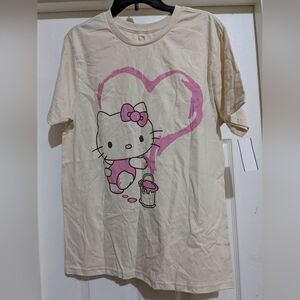 Sanrio Hello Kitty T-shirt NWT Medium